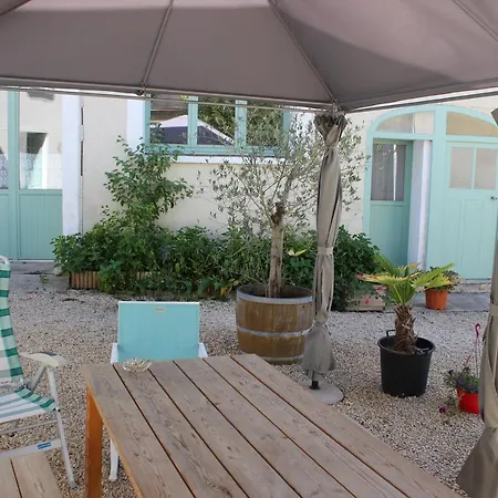 Quelques Fleurs La Roche-Posay